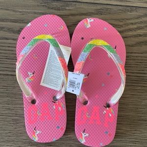 Gap Kids flip flops, size 10/11